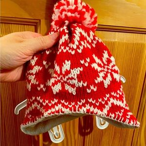 Carter’s 0-3 month winter hat
